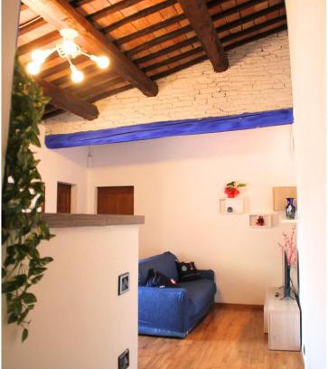 Colle di Val d'Elsa Apartment | La Casina - Tipica casa toscana Accoglienza e Relax