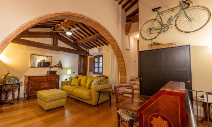 Sarteano House | La Corte del Podestà