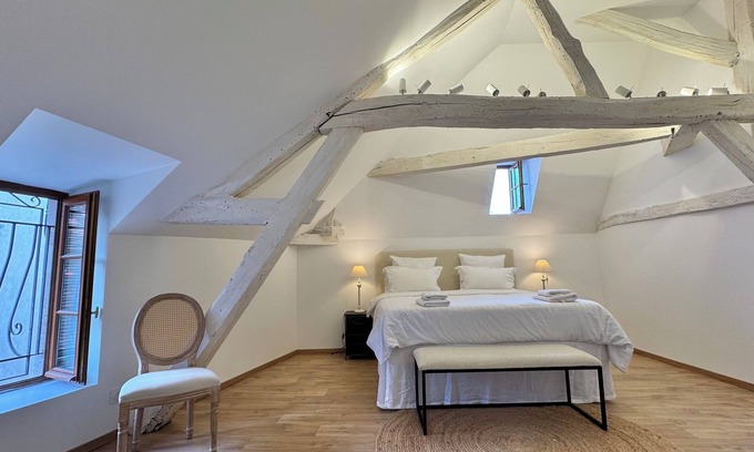 Beaune City Centre House | La Dolce Vita a few steps from everything Beaune has to offer