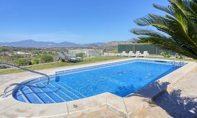 Alhaurin de la Torre Villa | La Gallega Alhaurín de la Torre by Ruralidays