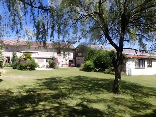 La Chapelle-Pouilloux House | La Grange Gite - Tout Confort