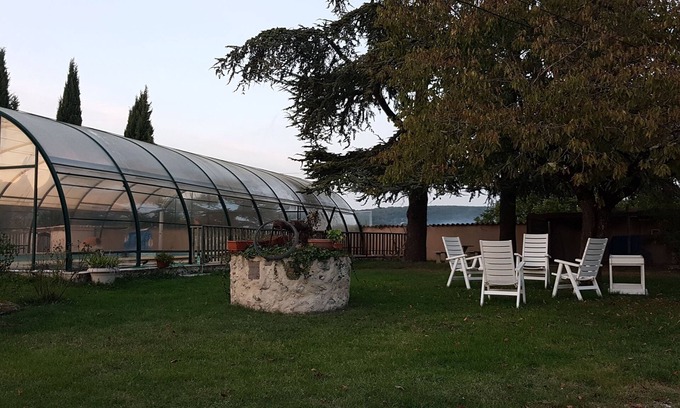 Penne-d'Agenais House | La MAISON BLANCHE - Le clos des oiseaux