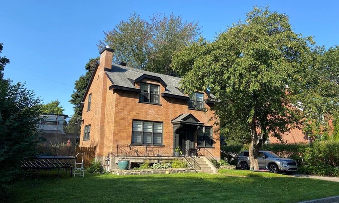 Sainte-Foy-Sillery-Cap-Rouge House | La Maison de Suzana Piscine chauffée and terrasse