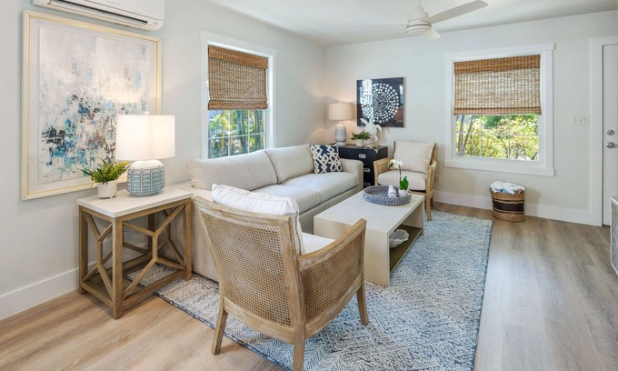 Old Town Condo | ~LA MAISONNETTE~ Gated condominium 1 block from the allure of Duval Street.