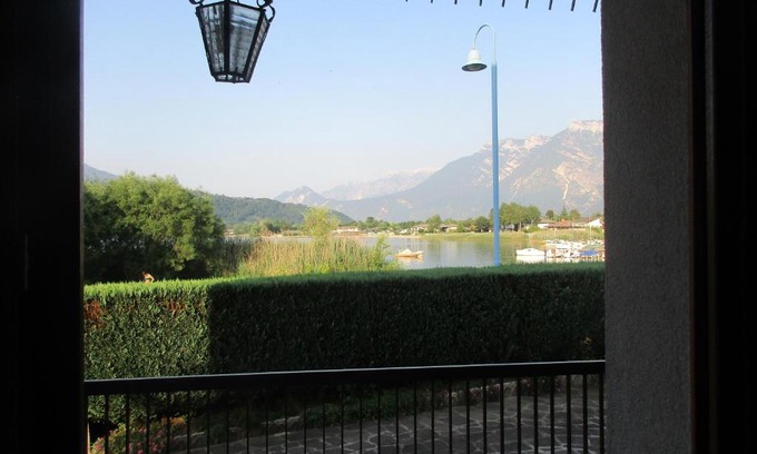 Calceranica al Lago Apartment | La Perla del Lago