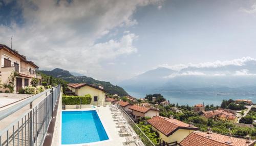 Pieve Apartment | La Quiete 07 lake view Apartment by Gardadomusmea