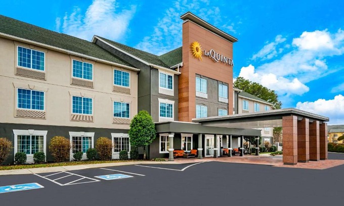 Cookeville Hotel | La Quinta by Wyndham Cookeville
