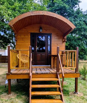 Neung-sur-Beuvron House | La roulotte