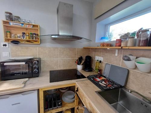 Quissac House | La Studette d'Eve 10m2, Grand parking et terrasse 18m2