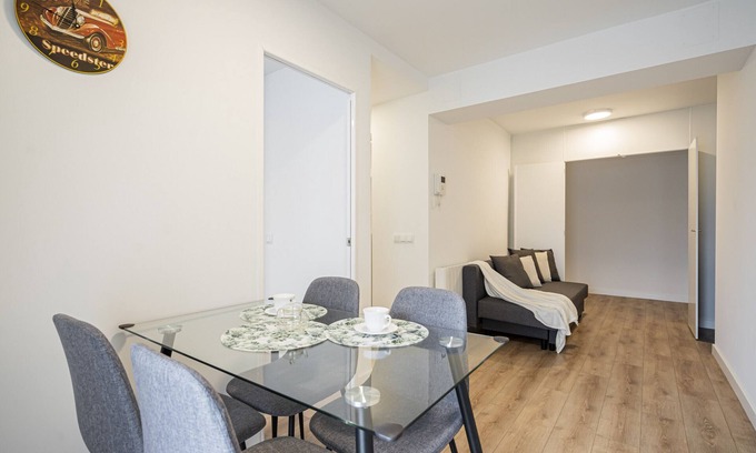 El Pilar Apartment | La Vaguada M Apartment (PMO10)