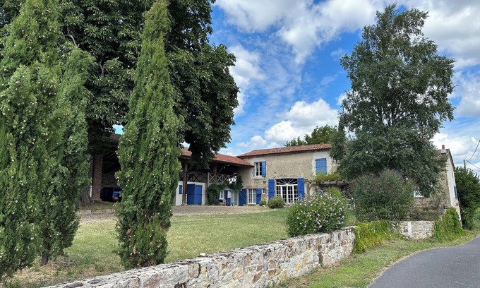 Saint-Flour Other | La Vigne: modernized farmhouse from 1882, incl. swimming pool (from August 2025)