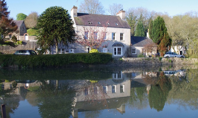 Cresswell Quay House | Laburnum Cottage on the waters edge at Cresswell Quay