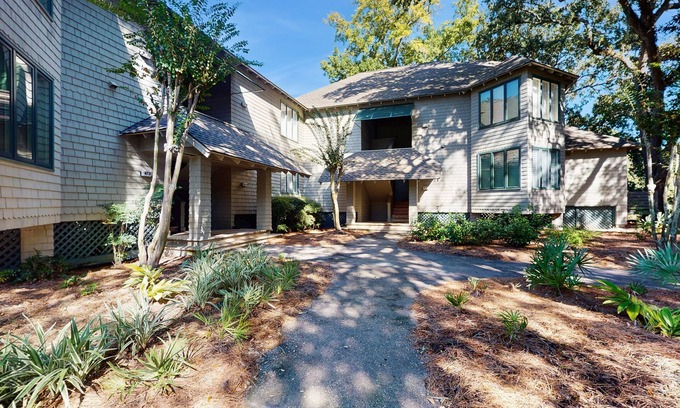 Kiawah Island Villa | Lagoon-Front Villa w/Screened Porch, WiFi & AC - Steps to Beach, Tennis & Golf