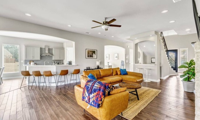 Heath House | Lake Access Mansion w/Lake View + Theatre + Fire Pit