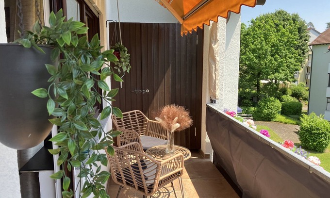 Eriskirch Apartment | Lake Constance very close: Cute little gallery apartment in Eriskirch-Schlatt