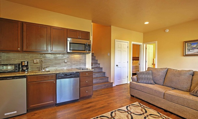 Wildernest Apartment | Lake- & Mtn-view: Resort Hub in Silverthorne!
