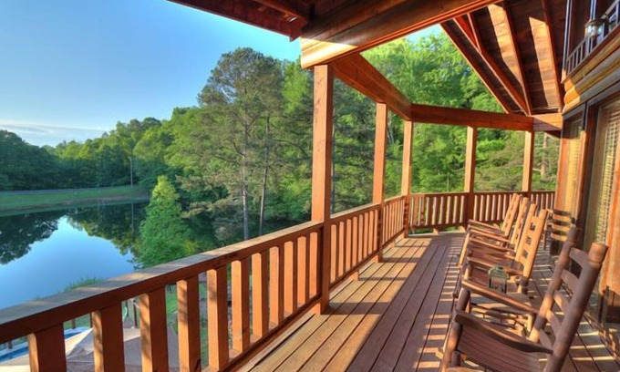 Gatlinburg - Pigeon Forge Cabin | Lakefront Cabin with Outdoor Pool, Close to Pigeon Forge.