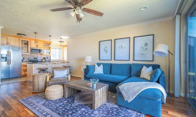 Walden on Lake Conroe Condo | Lakefront stay with designer touches, boat parking & family-friendly perks.