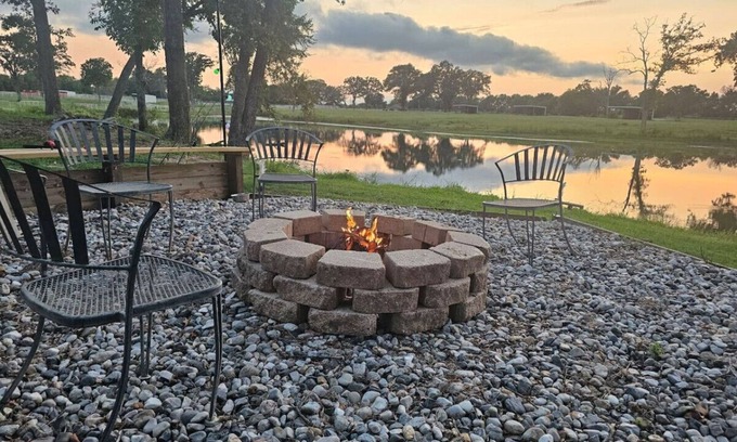 Emory House | Lakefront w/Fire Pit, Lake Fun, and Horse Feeding