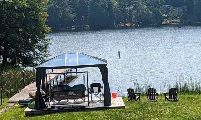 Fort Ann House | Lakehouse in the Adirondacks, great for families!