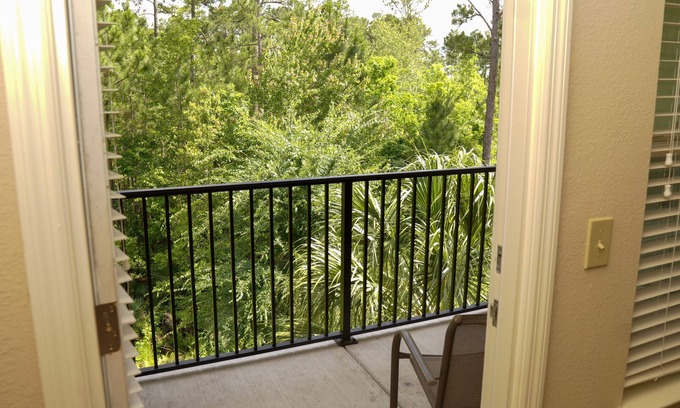 Northside Apartment | Lakeside Luxury Living #3
