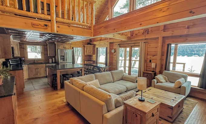 Eastern Vermont Cabin | Lakewood Lodge