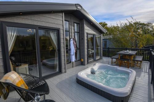 Woodhall Spa Apartment | Lakewood retreat