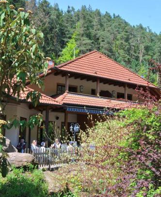 Hinterweidenthal House | Landgasthof Am Teufelstisch
