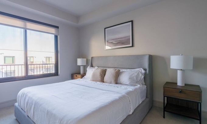 Houston Apartment | Landing | Amazing 2BD, Tennis Court, Pool