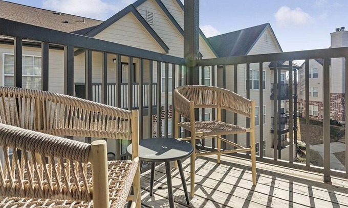 Broken Arrow Apartment | Landing at Park at Mission Hills - 2 Bedrooms in Broken Arrow