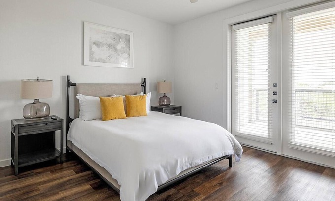 Austin Apartment | Landing at The Artesian at Bee Cave - 1 Bedroom.