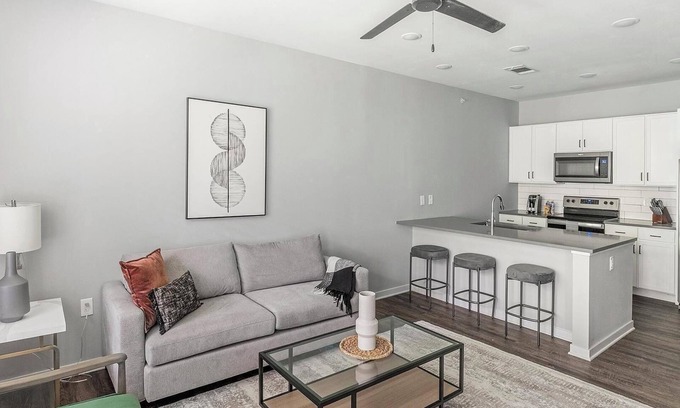 Madison Apartment | Landing | Beautiful 1BD, Pool, Gym