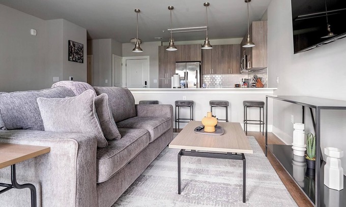 Fort Myers Apartment | Landing | Chic 1BD, Clubhouse, Gym