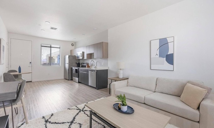 Goodyear Apartment | Landing | Incredible 1BD, Yoga Studio, Gym