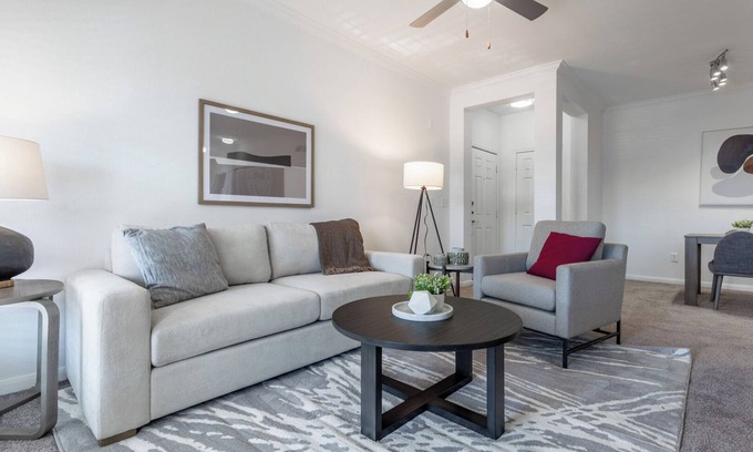 Austin Apartment | Landing | Stylish 1BD, Courtyard, Pool