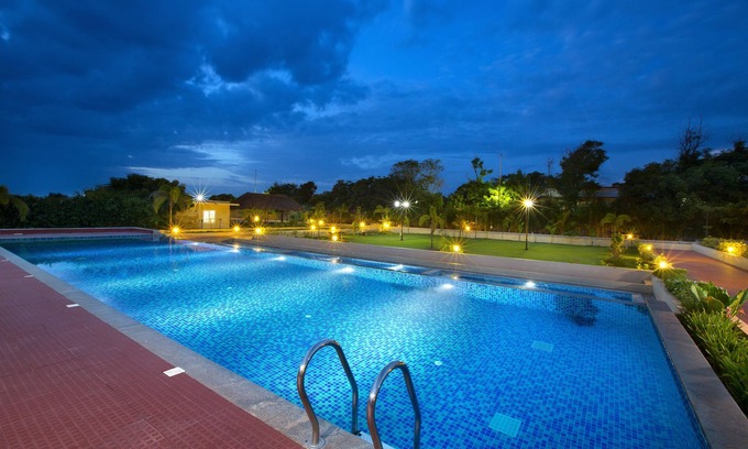 Krishna Karanai Hotel | Landmark Pallavaa Beach Resort