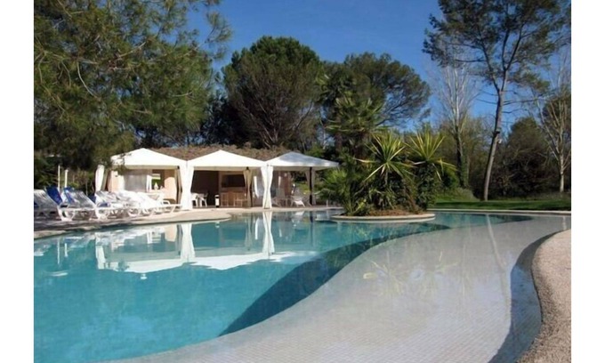Mougins Villa | Large 600M2 property, tennis and 60sqm pool house with bar-kitchen on 10000 sqm