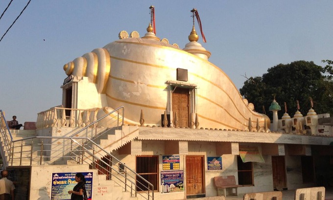 Palitana Apartment | Large Apartment at Taleti, Palitana surrounded by Jain Temples