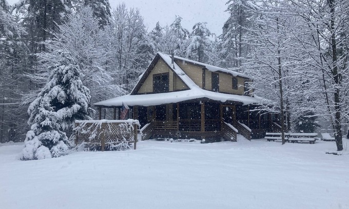 Chestertown House | Large Cozy House in the Woods