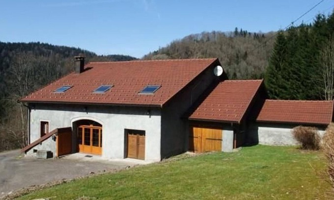 Servance-Miellin Cottage | Large house in the Vosges, nature escapes