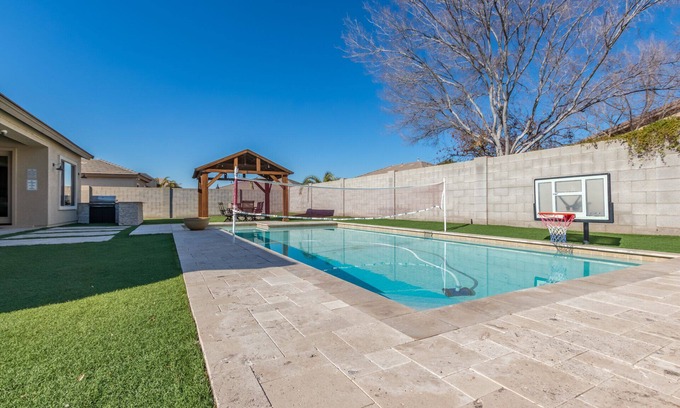 Rovey Farm Estates House | Large Glendale Home with Pool, Sleeps 11, Near Cardinals Stadium, Pets Allowed