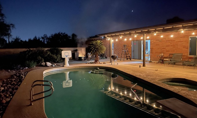Catalina Village House | Large home/pool near the Catelina Foothills