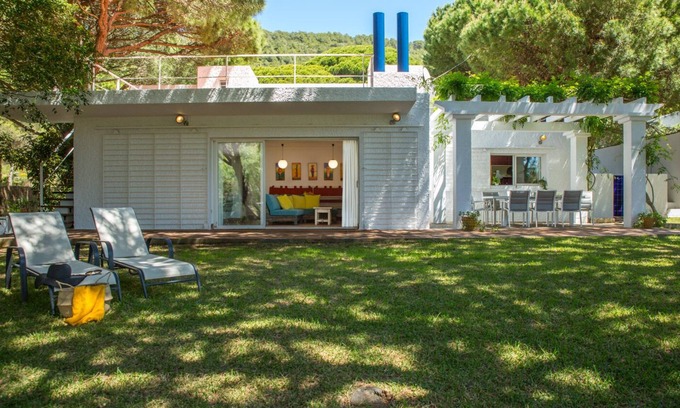Los Canos de Meca Villa | Large Ibizan style Villa located just 200 m. from the beach (5 minutes walk