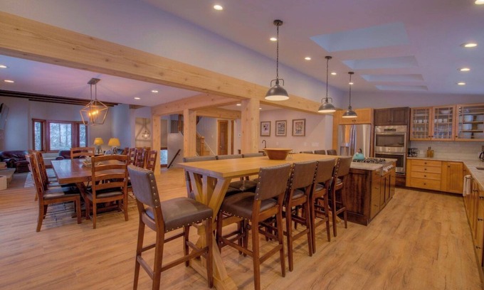 Breckenridge Heights House | Large mtn home with 14 beds Minutes to Main Street