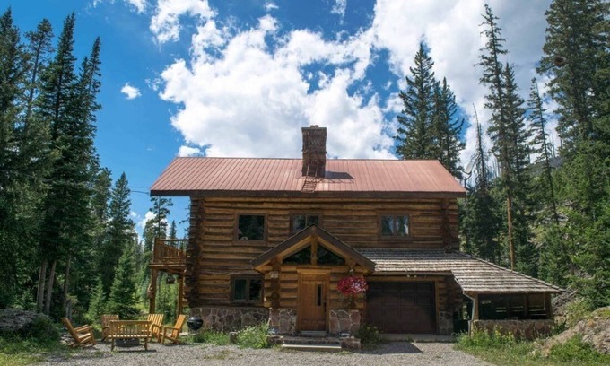 Silver Gate House | Large Private house, removed from other cabins. Situated in the town of Silver Gate, Montana