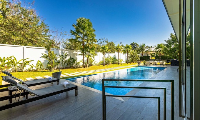 Hua Hin Villa | Large Private Pool Villa with 7 BR 7B