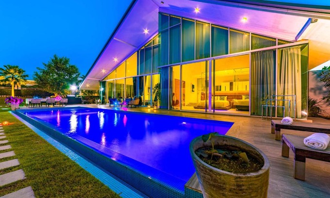 Hua Hin Villa | Large Private Pool Villa with 7 Bedrooms 7B