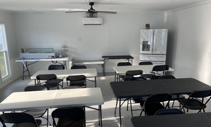 Bayshore Gardens House | Large Private Property Units 1 with Event Room