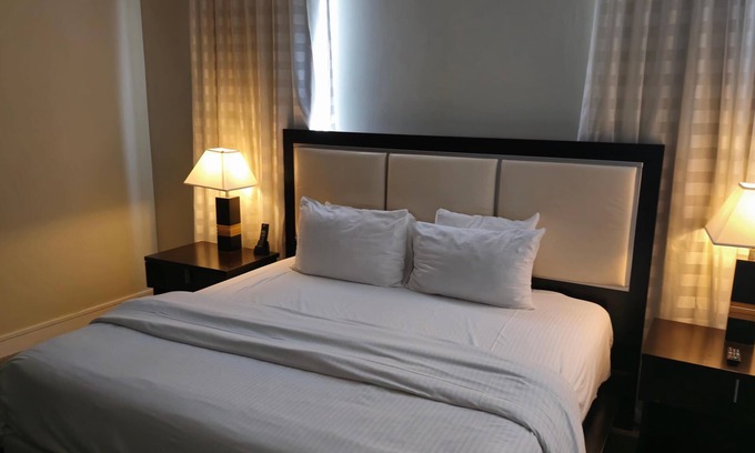 Ludlam Condo | Large Studio - Heart of Downtown Doral-Miami