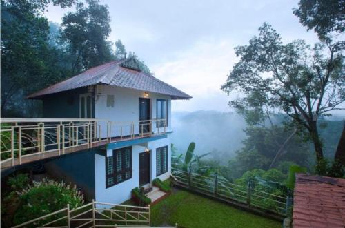 Devikolam Hotel | Lazo Golden Valley Resort , Munnar